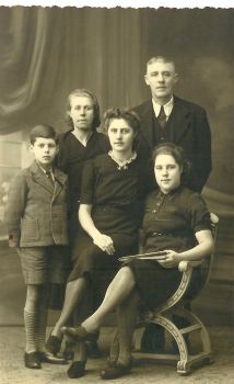 familiefoto_romanie_parmentier27_12_1942.jpg